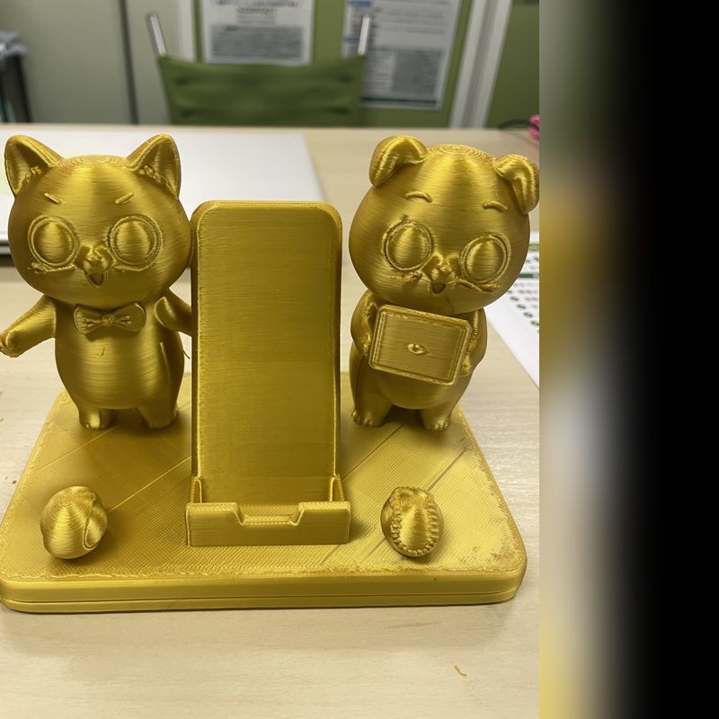 ラフスケッチから制作したスマホスタンド